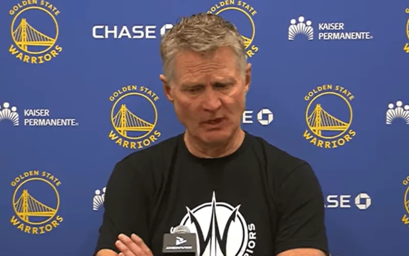 科尔：我知道追梦感受到了压力，其他球员的名字也被提到过